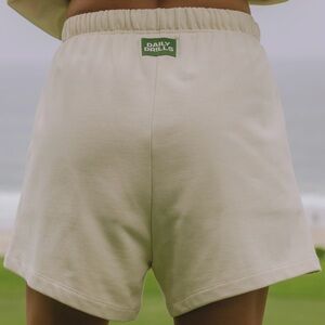 DAILY DR!LLS Sweat Shorts Color Sand Size Xs/S